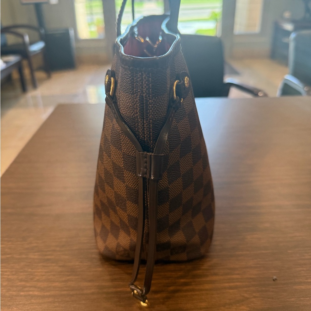 Louis Vuitton Neverfull PM Bag - Picture 3 of 16